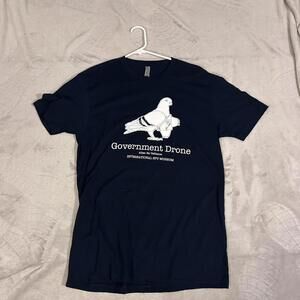 Men's Navy and White Tshirt